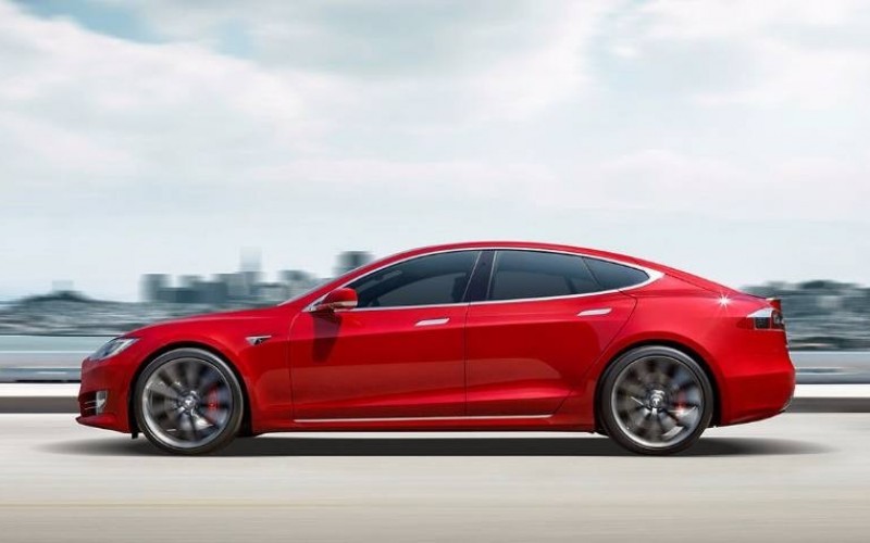 Conheça as especificações do Tesla Model S