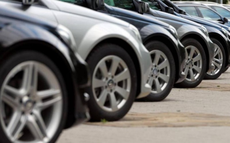 Imposto de circulação de carros importados vai baixar em 2020