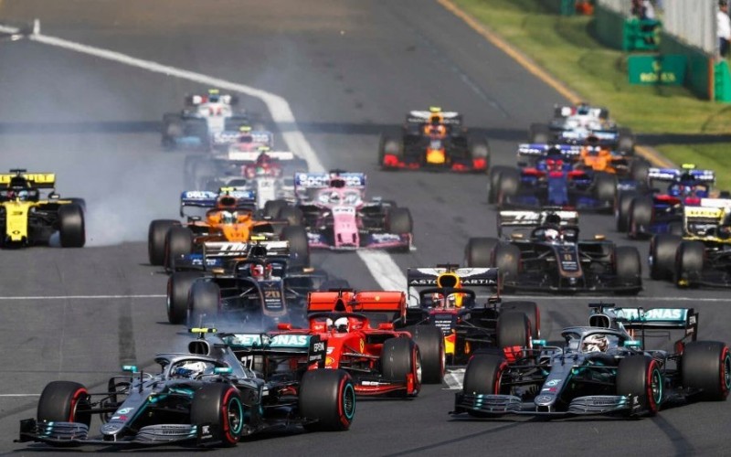 Fórmula 1: Grande Prémio de Portugal vai realizar-se a 2 de maio